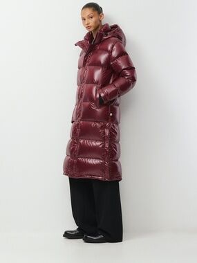 The Super Puff Jacket Long * Hi-Gloss Burgundy Women's Sz XXS❤️